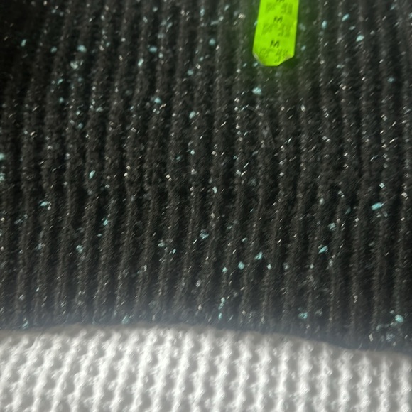  Primark brand new sweater and a size medium multicoloured - Picture 4 of 4